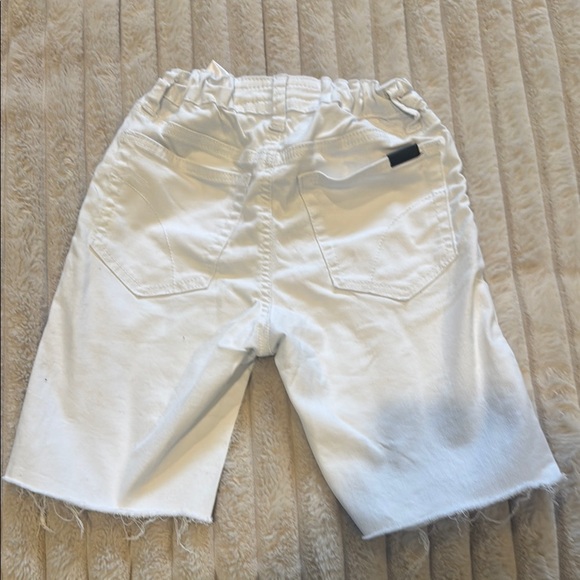 Girls White Denim Joe’s Shorts - Picture 4 of 4